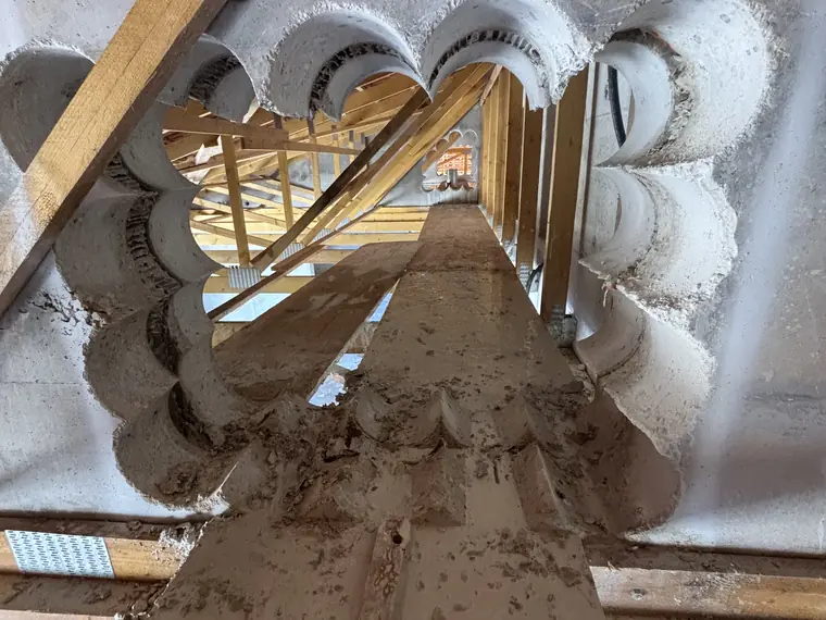 Ouverture détourée par carottages jointifs dans un double voile béton à Saint-Rémy-de-Provence
